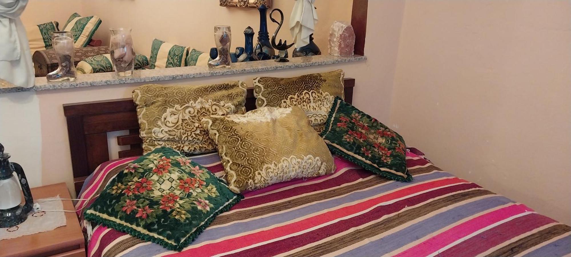 Riad Lala Zakia Moulay Idriss Bilik gambar