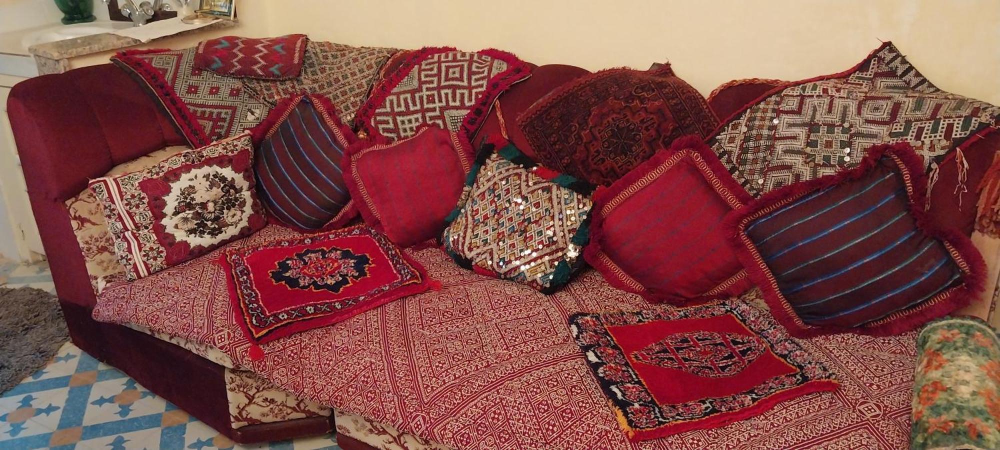 Riad Lala Zakia Moulay Idriss Bilik gambar